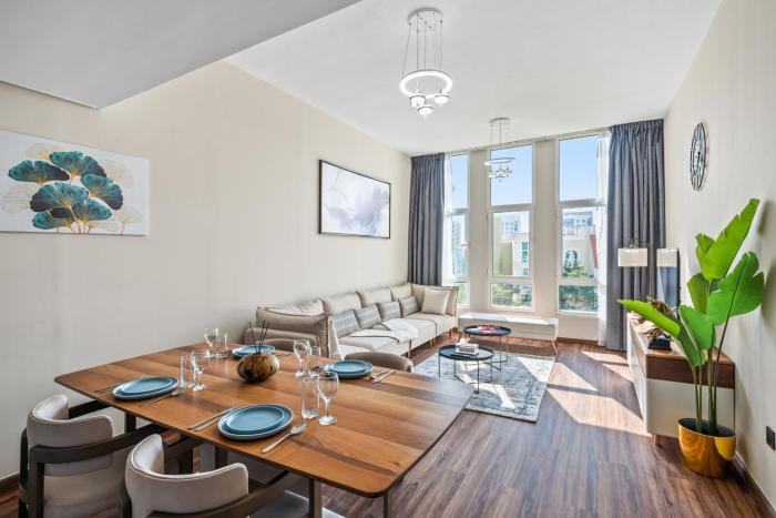 Luxury 1 Bedroom Apartment in Discovery Gardens