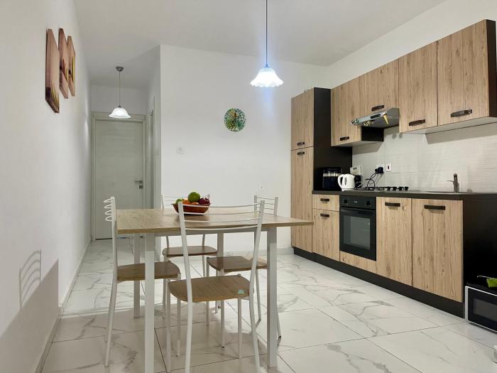 2 Bedroom apartment close to the beach