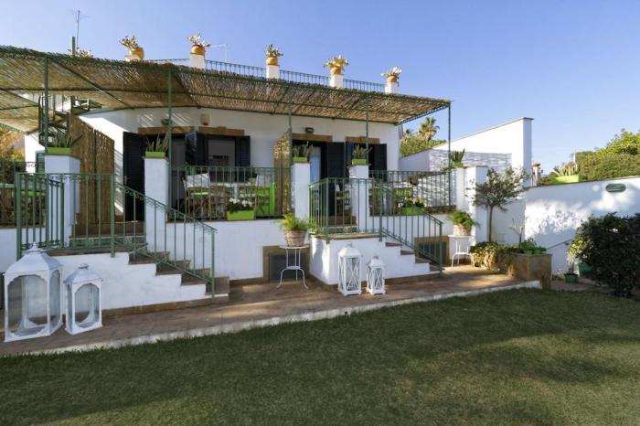 Exclusive villa in Fontane Bianche - Beahost