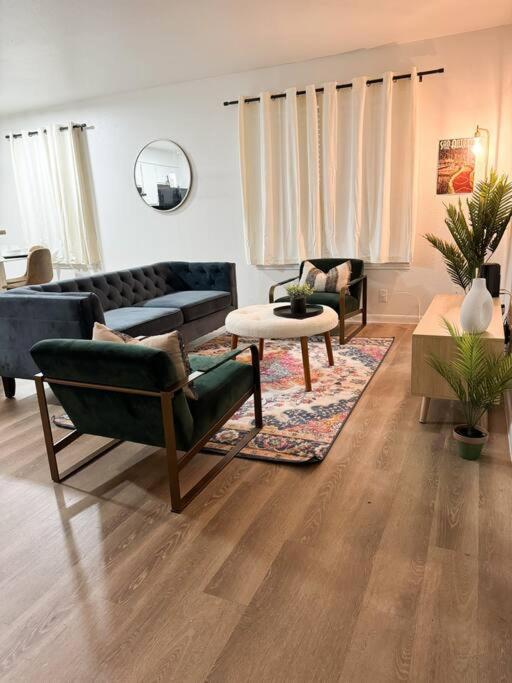 Downtown SA Cozy & Central 2 BR Apt