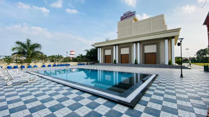 Gaurison Hotel and Resorts