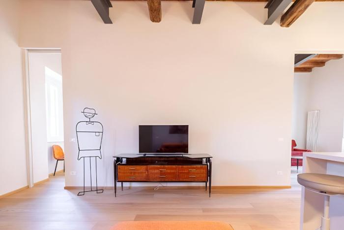 Tittas Dream by BuddyRent