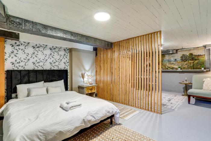 Quaint Studio w Sauna: 5 Mi to Space Needle