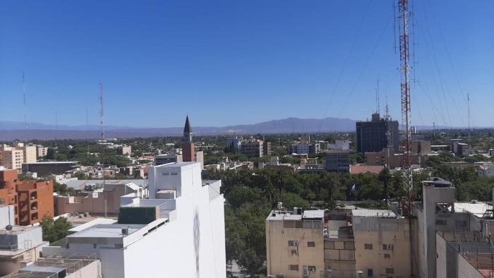 Depto con vista panorámica a Plaza 25 de Mayo
