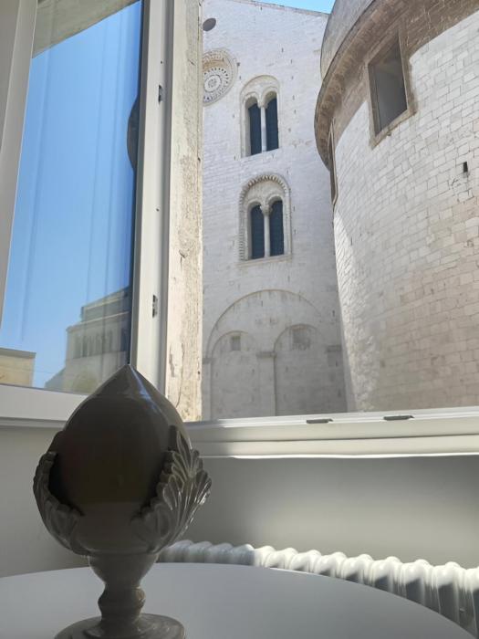Bari LandLord 8 - Una Finestra sulla Cattedrale