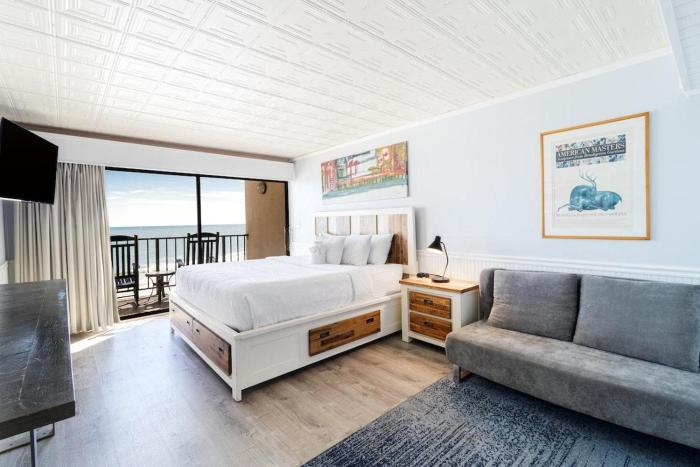 Lovely Oceanfront King Room 5th Flr