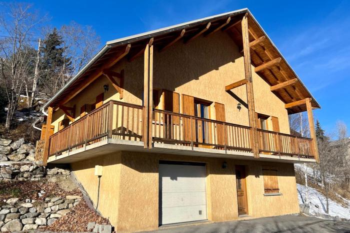 Joli triplex avec jardin et vue