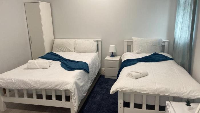 Studio - Sleeps 3 - Pet Friendly