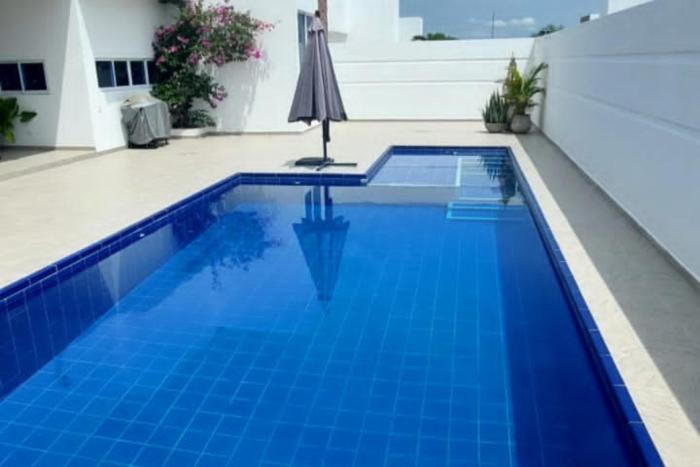 Casa Quinta Moderna Piscina Privada En via Girardot