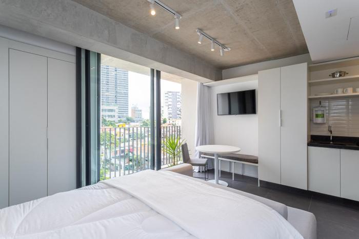 Charlie Onze22 Vila Madalena