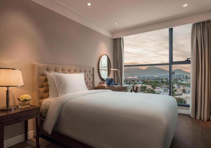 Luxury Apartment with Ocean View