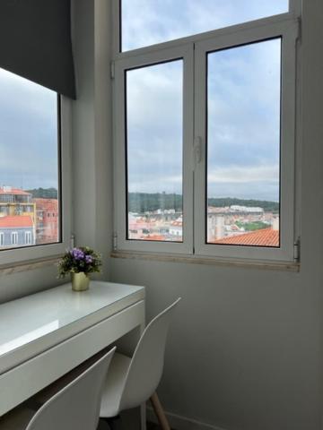 Lovely Monsanto View Studio Apartment in Campolide - ZAMB D