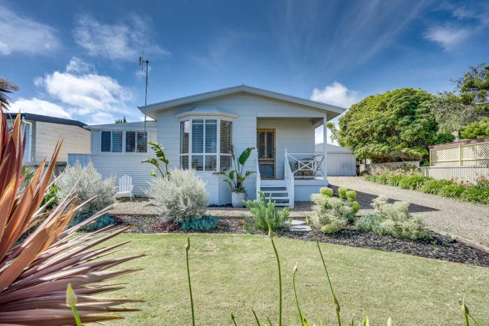 Our Little White House -74 Padman Crescent, Middleton