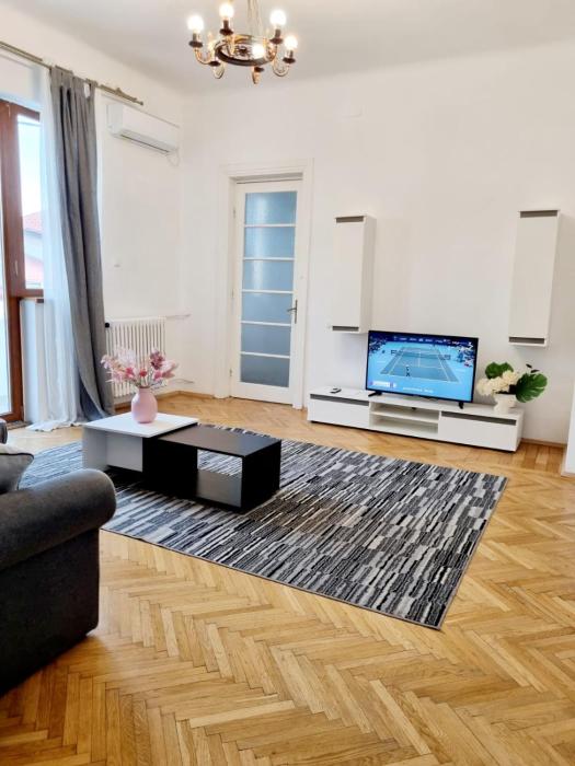 Cozy apartment near city center