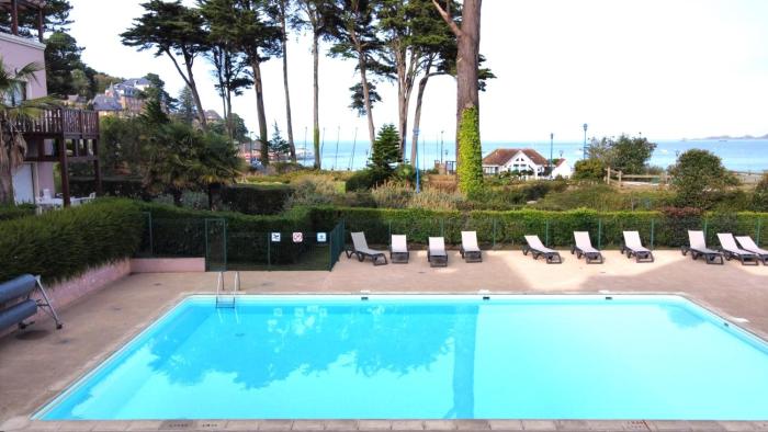 Appartement avec PISCINE, plage de Trestraou à PERROS-GUIREC - Réf 505