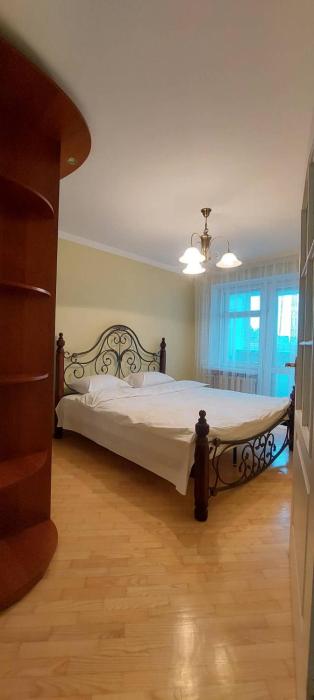 Трикімнатна Карпенка біля Порт-Сіті