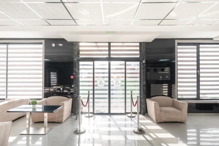 Hotel Boutique 5 - Free parking - Free breakfast - Free internet - EVSE