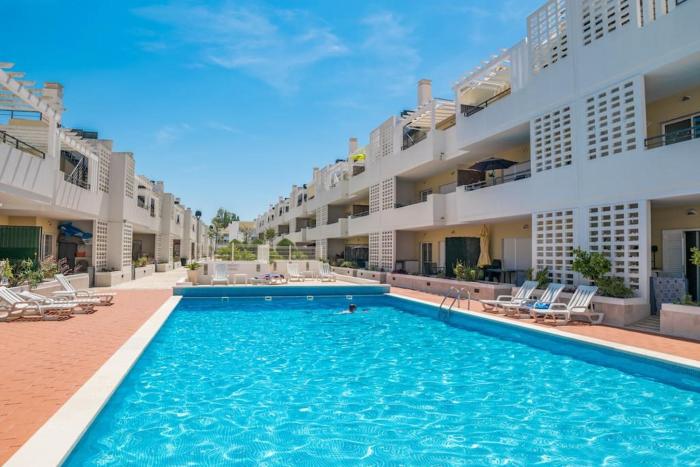 NEW !! 2 Bedroom Cabanas Beach