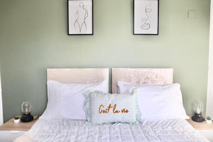 Stunning Apartment, Sleeps 4, Central London, 1 bedroom, Zone 1, Kennington - Open for Business stays, Long Stays and Families Relocating