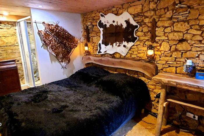 Chambre rupestre indépendante dans gite du XVIII