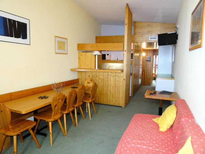 Résidence Pierra Menta - Appartement spacieux de 4 pièces pour 9 personnes en dernier étage, proche des pistes et des commerces dans le village du Charve MAE-1660