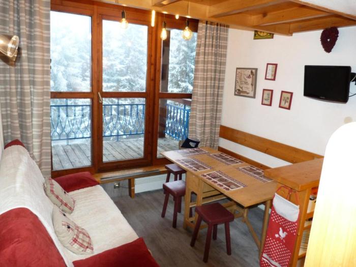 Résidence Archeboc - Appartement 5 personnes à Arc 1800 proche des pistes dans le village de Charmettoger MAE-1746