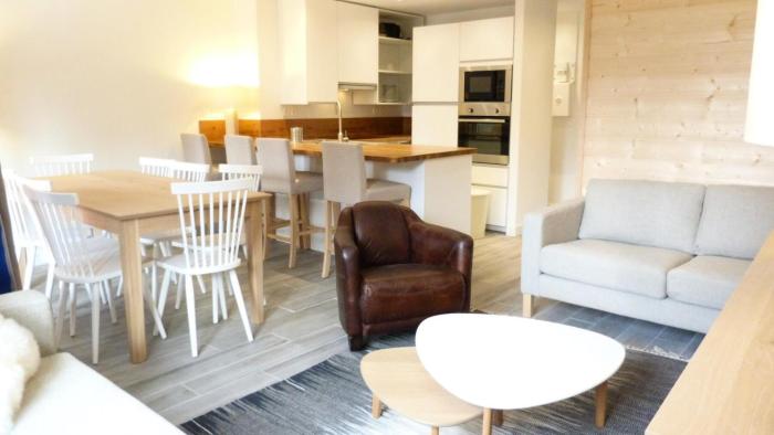 Résidence Aiguille Des Glaciers - Appartement 4 pièces entièrement rénové pour 8 personnes au coeur de la station dArc 1800 dans le village des Villards MAE-1871