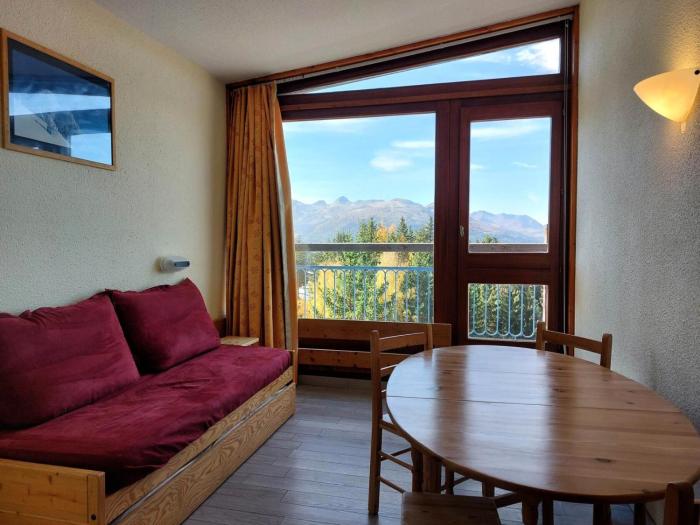 Résidence Belles Challes - Studio 4 personnes à Arc 1800 skis aux pieds et proche des commerces dans le village du Charvet MAE-1962