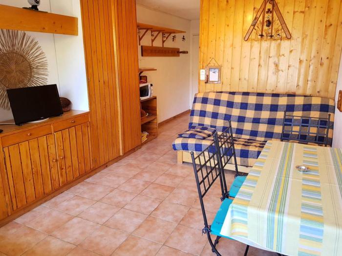 Résidence Les Charmettes - Studio 2 personnes à Arc 1600 agréable belle vue sur les pistes proche des pistes et des commerces MAE-2165