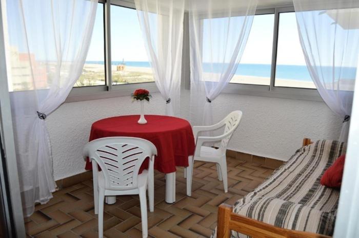 Résidence Les Cyclades - STUDIO 4 PERSONNES 4 couchages PORT LEUCATE. Réf: 2CYC_38A MAE-4884