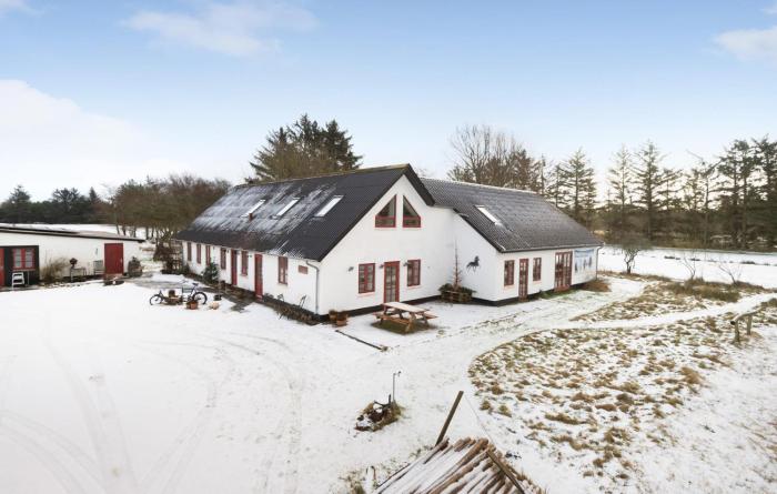 Gorgeous Home In Nørre Nebel With Sauna