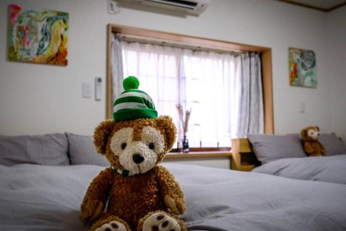 难波站 高岛屋步行5分钟 双层独栋别墅150平 4卧室3厕所2浴室 空间宽敞设施齐全 八阪神社步行1分钟 心斋桥 道顿堀 黑门市场 通天阁步行圈内