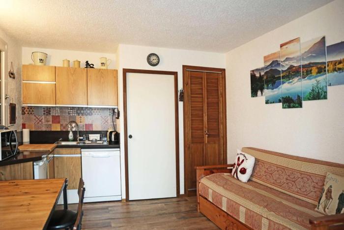 Résidence Le Pouzenc - Studio 6 personnes accès direct aux pistes MAE-2784