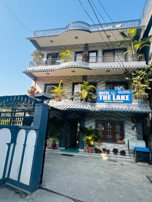 Hotel The Lake