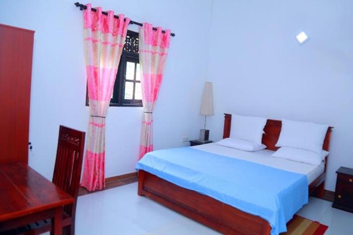 Sunflower House Weligama