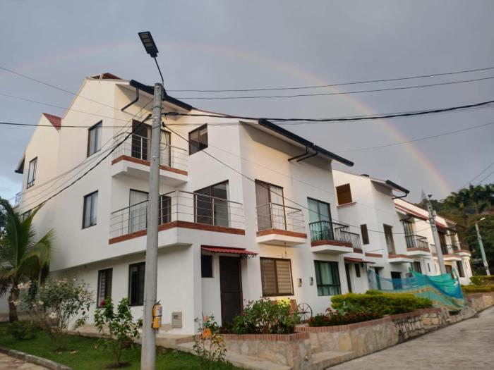 LA MESA CUND, APTO CONJUNTO GETSEMANI