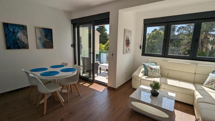 Adria By The Sea Lux Apartments