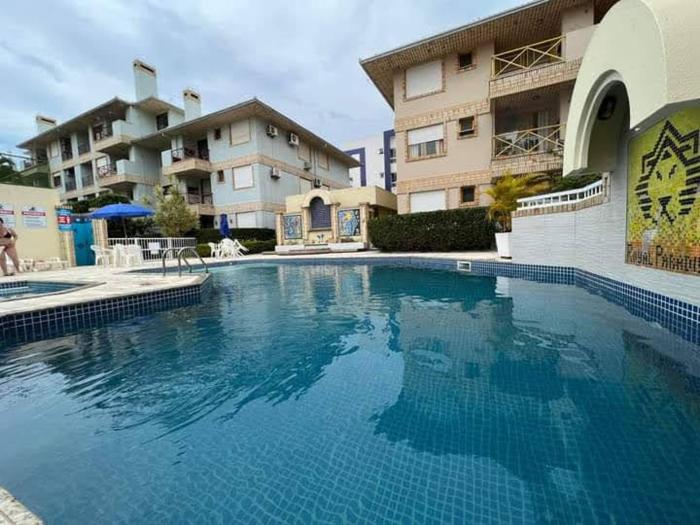 Apartamento para família com piscina