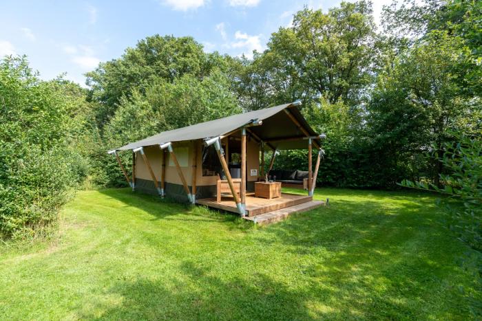 Safari tent 2 op Wellness Camping en B&B Stoltenborg