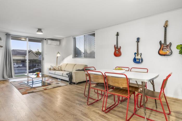 Vintage Vibes East Freo 2B 1BA