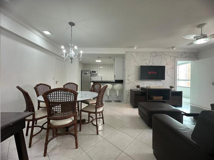 AM01- 3 Suítes | Pé na Areia | Centro | Garagem