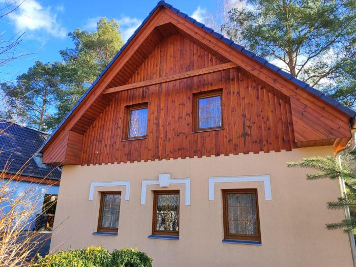 Resort Koloděje - oranžový dům