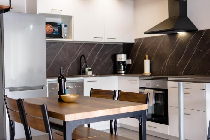 Casa Luna Rural Con Piscina y Jardín