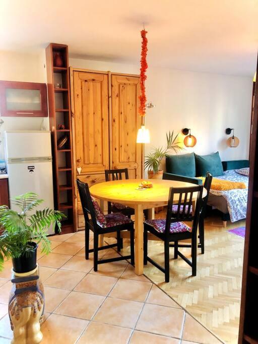 Feel Like Home in Warsaw