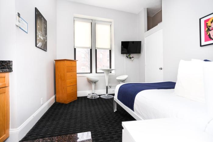 Stylish Downtown Studio in the SouthEnd, C.Ave #24