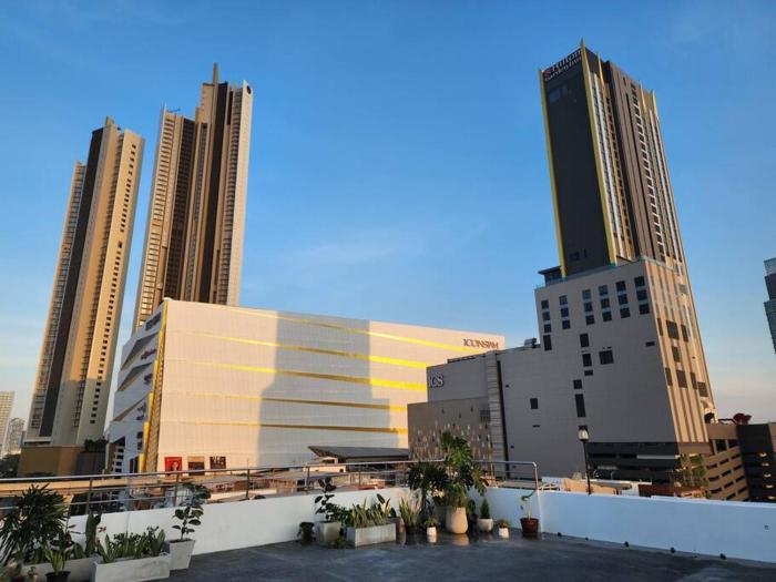 Rooftop Paradise & Koi Pond-6BR Hideaway@Icon Siam