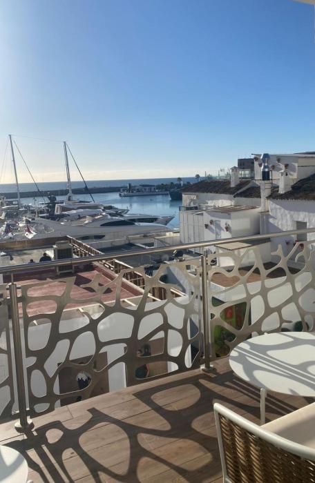 Casa CLOCK HOUSE BANÚS