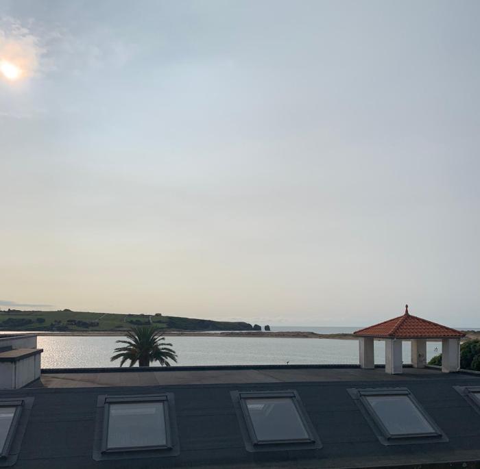 Vistas al mar, amplia terraza y garaje