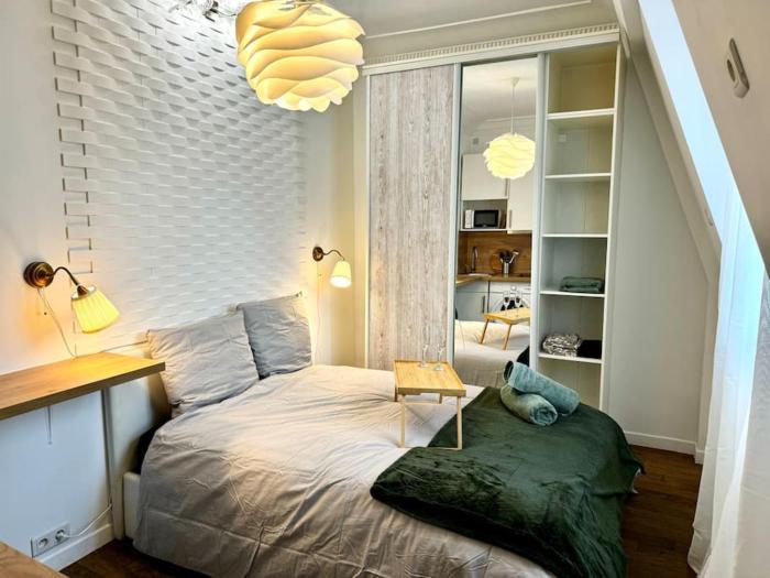 Champs-Elysées - Suite for 2 people