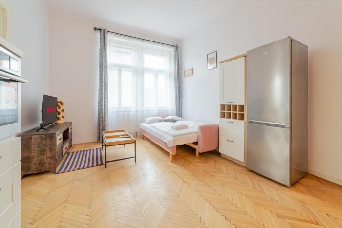 Authentic Czech Experience by Rentez